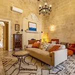 Stunning Palazzino Ferienhaus *