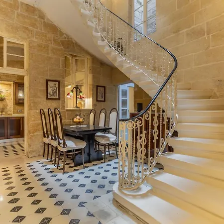 Stunning Palazzino Valletta