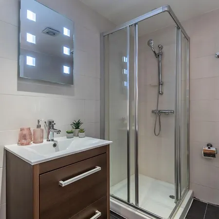 別荘 Stunning Palazzino バレッタ