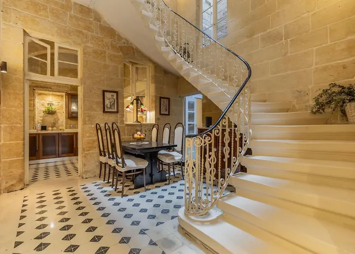 Stunning Palazzino Βαλέτα